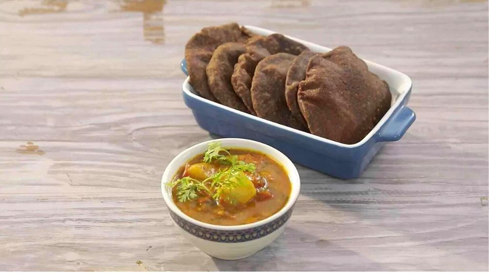 Kuttu Puri  Aloo Sabji